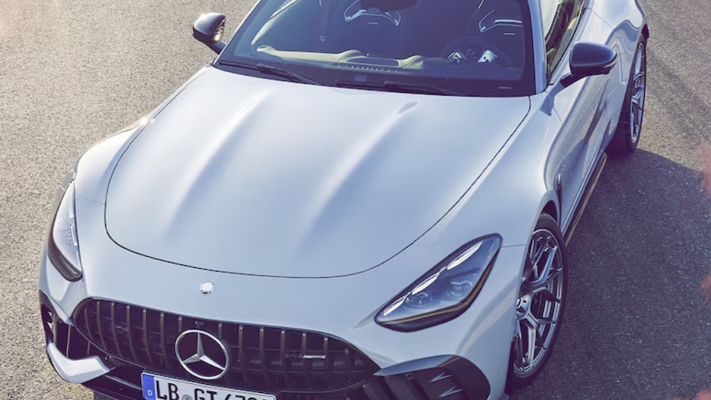 Mercedes-Benz to allow Teams video calls while driving, here's how it works