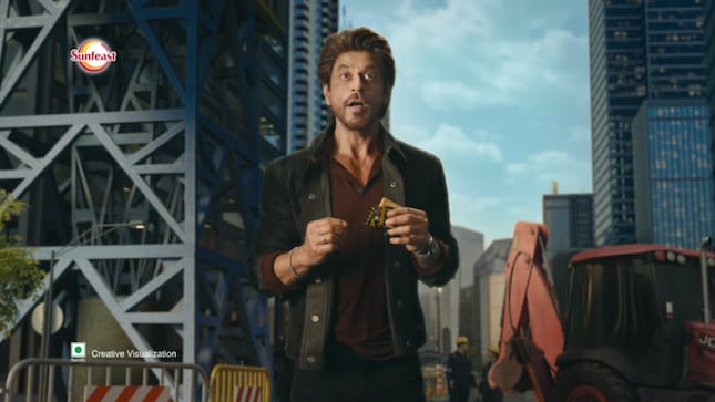 ITC's Sunfeast Wowzers onboards Shah Rukh Khan; launches new campaign