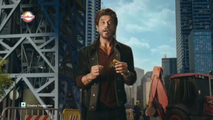 ITC's Sunfeast Wowzers onboards Shah Rukh Khan; launches new campaign