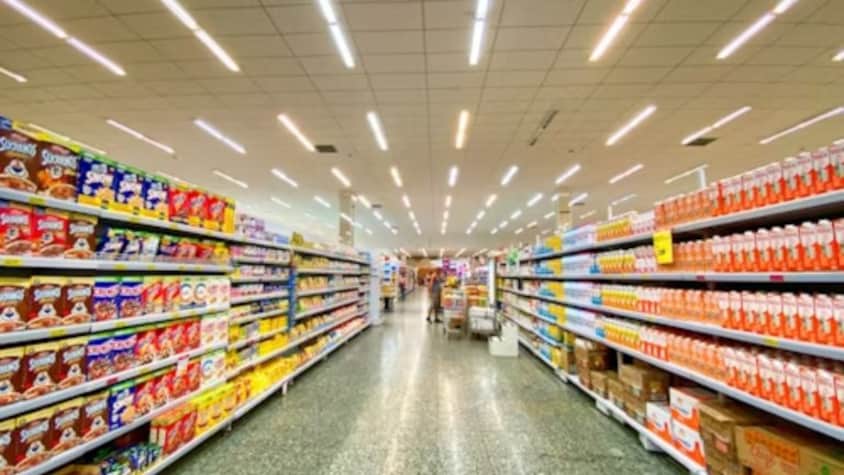 FMCG firms cut senior roles by 32%; Total headcount shrinks 9.26% in FY25