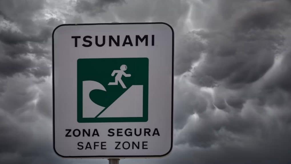 Massive 8.8-magnitude earthquake off Russia sparks tsunami alerts across Pacific, Hawaii and Japan on high alert