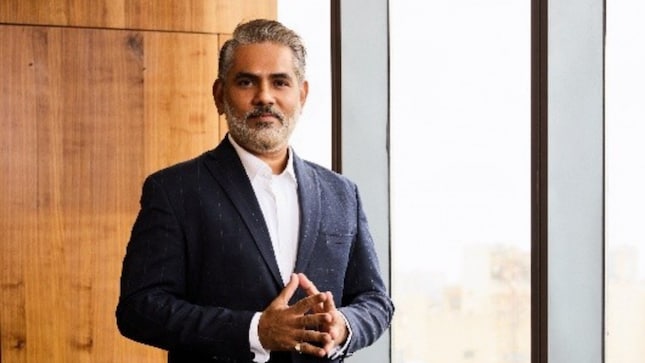 Bengali brings exceptional credentials to his new role, with over 25 years of distinguished leadership in the construction and building materials industry. 