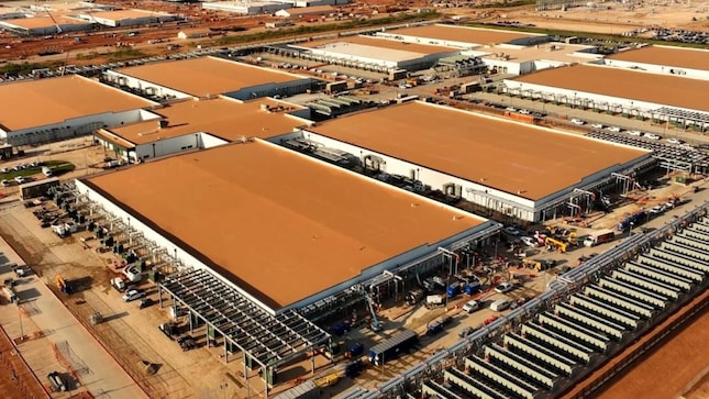 The five new data centre sites were chosen through a rigorous nationwide process launched in January. OpenAI, Oracle, and SoftBank reviewed over 300 proposals from more than 30 states.  (Image source: OpenAI)

