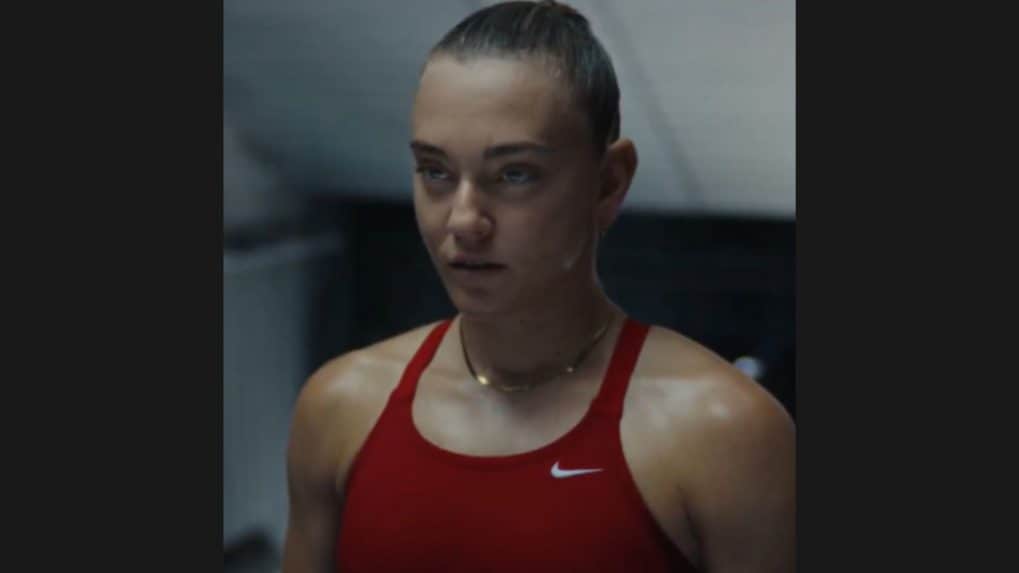 Nike flips 'Just Do It' into a question - Fans applaud bold new campaign