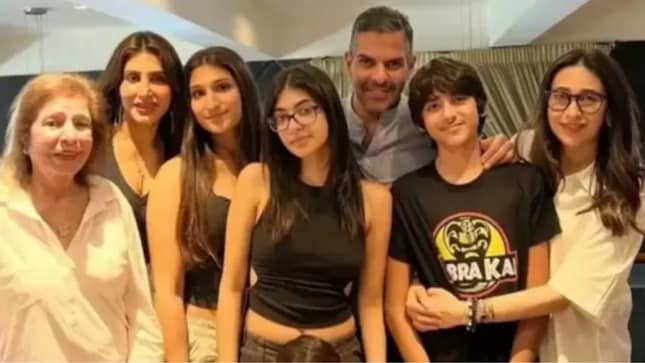 Karisma and Sunjay had filed for divorce by mutual consent in 2014, but the case turned contentious before being finalised in 2016. 