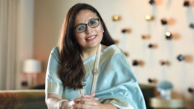 Radhika Gupta pegged the true Indian middle class income at just Rs 5–8 lakh a year, far below the Rs 70 lakh benchmark often used in conversations.