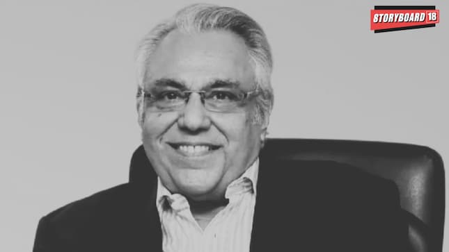 Ambi Parameswaran noted, "Arun Nanda was also a man of style. Sometimes dressed in a blue blazer and sometimes in a cream safari suit (yes, you read that right). With a Dunhill cigarette pack in his hand and a gold lighter (yes gold), driving an imported car. He also owned horses and some great art."