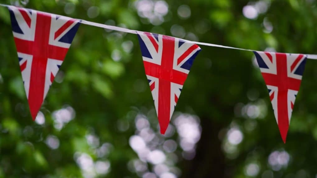 Nearly 2,000 UK firms banned from sponsoring foreign workers