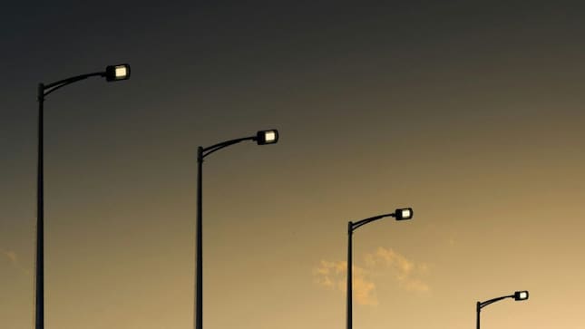 About one lakh poles along high-traffic and arterial routes will be fitted with 2x3-foot advertising panels, as per reports. (Image source: Unsplash)
