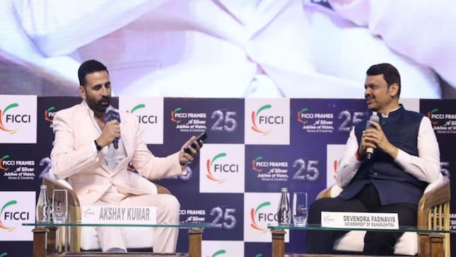 Devendra Fadnavis, Maharashtra Chief Minister and Actor & Producer Akshay Kumar 