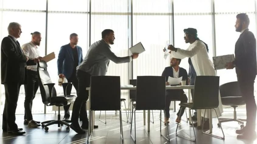 When leadership turns into a spectacle. (Image source: Forbes)
