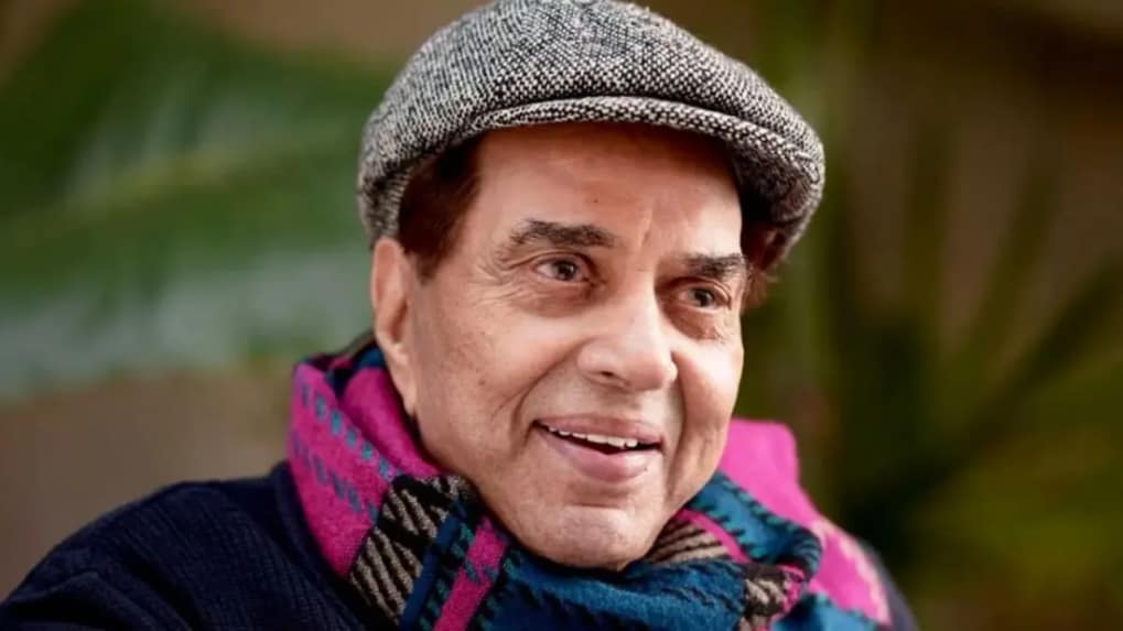 Legendary Indian actor Dharmendra passes away
