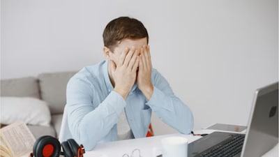 The post drew widespread reactions from other Reddit users, many of whom empathised with the situation and shared their own experiences of sudden layoffs.