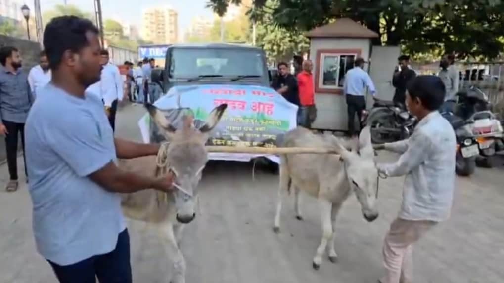 Customer drags Mahindra Thar to dealership with donkeys after months of vehicle troubles