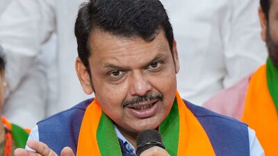 Devendra Fadnavis warns slow adopters of AI will struggle, urges Maharashtra to boost research and development and treat artificial intelligence as a tool for job enhancement

