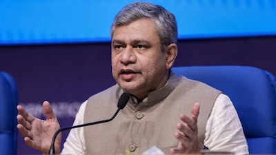 On whether AI benefits will reach the “last person” in India, Vaishnaw drew parallels with the rapid nationwide rollout of 5G.
