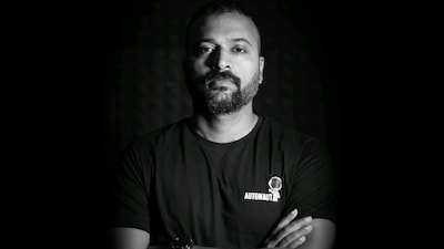 Following Ratnoo’s exit, CARS24 cofounder and chief executive Vikram Chopra will temporarily take charge of the India used-car business.