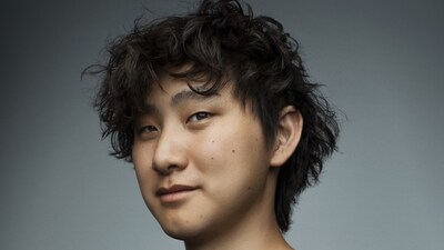 How Alexandr Wang won Mark Zuckerberg's trust through a 44-minute call and a memo, leading Meta's $100 billion-plus AI bet
