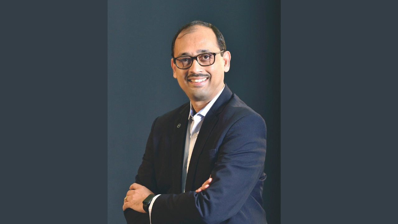 Mercedes-Benz India's current marketing chief Santosh Iyer, will take over as the new India managing director of the premium auto brand early next year, as per a report.